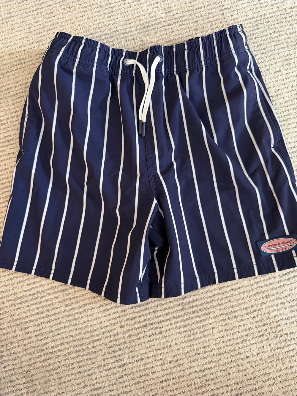 Boys size medium Vineyard Vines Navy with White Pinstripe Swim Shorts